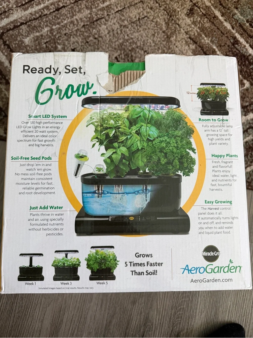Miracle AeroGarden Harvest LED Indoor Garden — Black